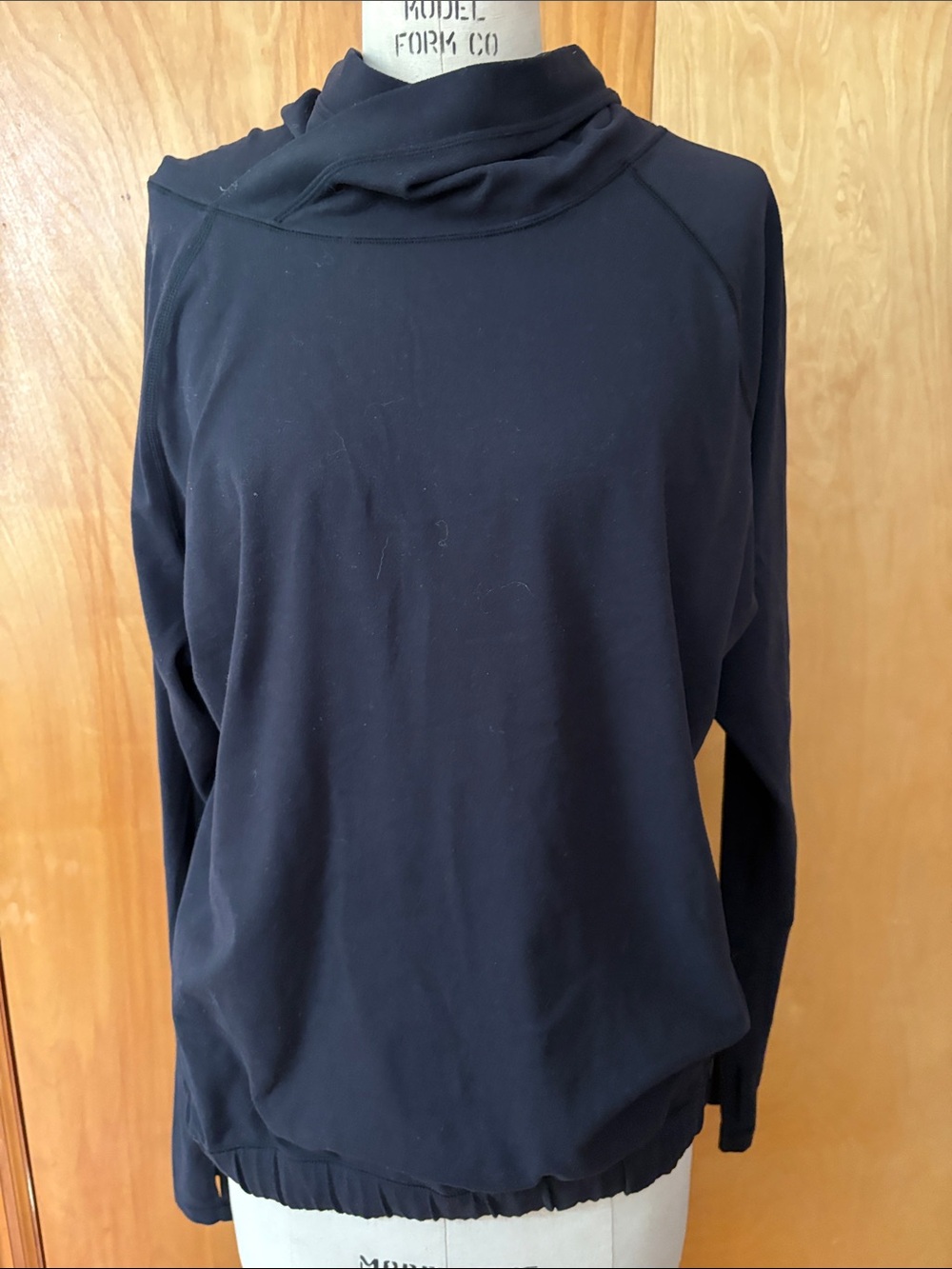 Vintage Lululemon Black "Starting Place" Cowl Hoodie - Rulu - Sz 6 (S)